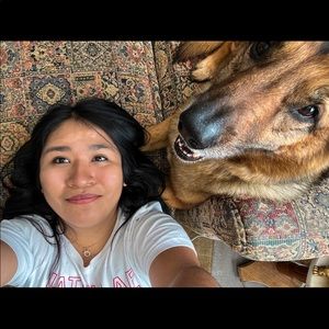 Meet your Posher, Lauren